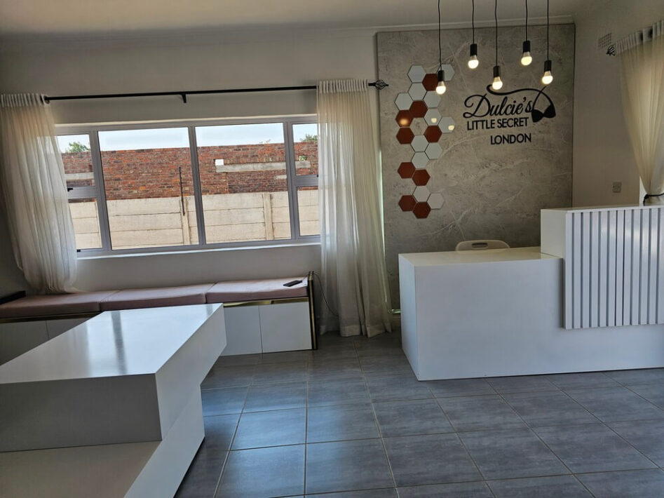 Dulsey Salon